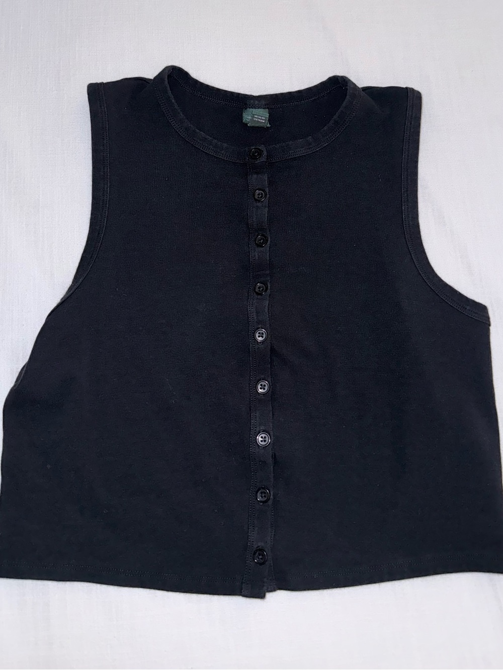 wild fable Black Button-Front Sleeveless Crop Tank